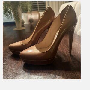 PRADA Women's Patent Leather Pumps size 37